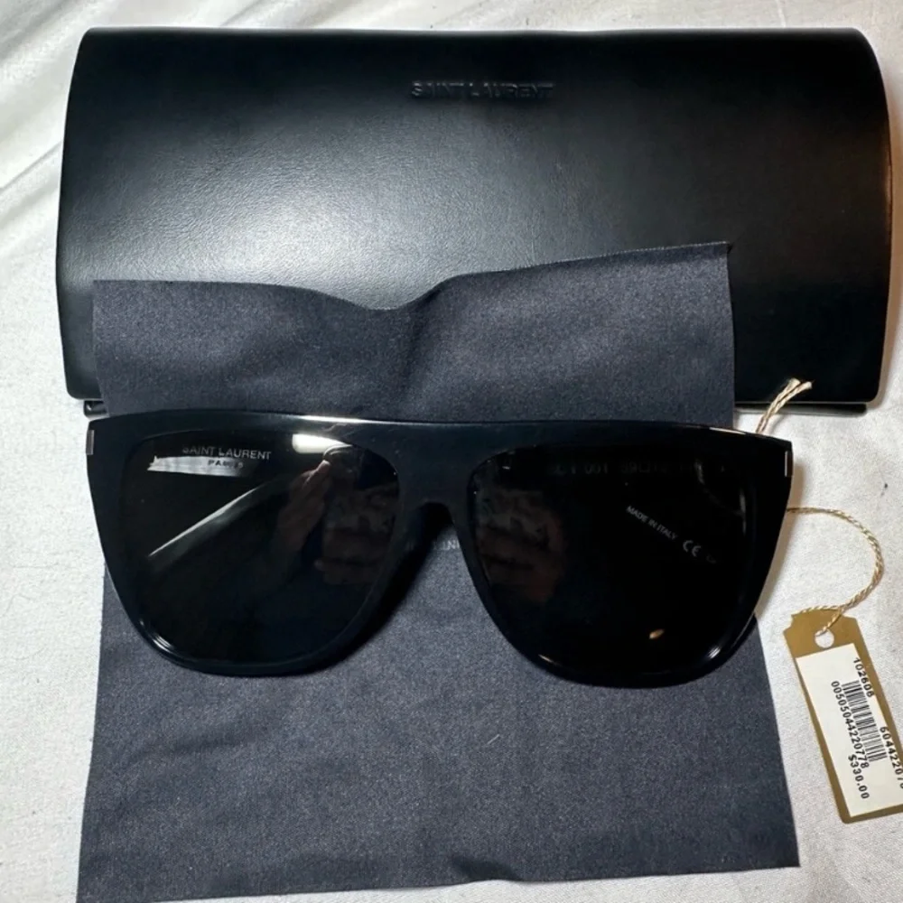 Ysl brand new glasses price tag still on - Picture 4 of 6